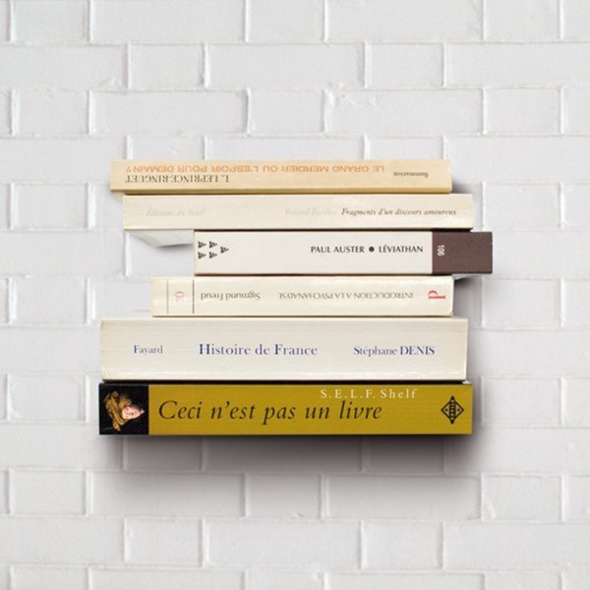 Etagère design invisible pour livres en apesanteur Etagère design invisible pour livres en apesanteur