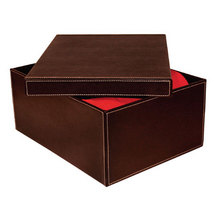 Une boite peut en cacher une autre Une boite peut en cacher une autre