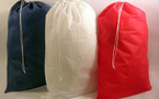 Du sac à linge au panier à linge : une solution de rangement à adopter